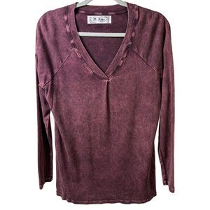 M. Rena mineral wash V-Neck Long Sleeve Top